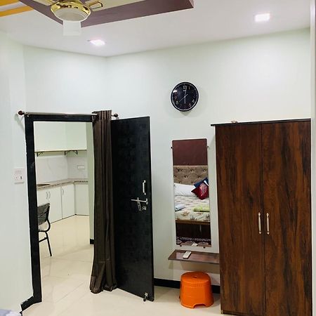 Manjushree Guest House Ujjain Εξωτερικό φωτογραφία
